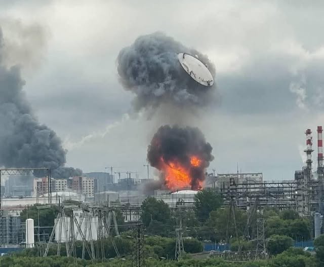 Понад 500 рейсів скасували аеропорти Москви через атаку українських дронів