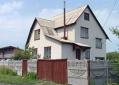 Держава в державі: два будинки на Чернігівщині відділились від України