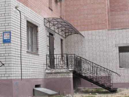 Аварійна ситуація. Чернігівські горе-зодчі довбали стінку 14-поверхового будинку… Фото