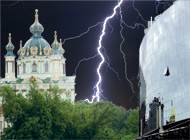 Київ. Офіси проти святинь