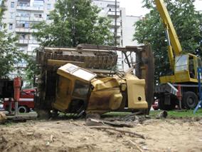 У Чернігові 18-ти тонний трактор роздавив тракториста. Фото