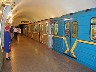 Підвищення цін на проїзд у столичному метро має супроводжуватися добровільною відставкою київського мера