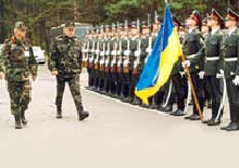 Чернігівський обласний військовий комісаріат на 93% виконав план комплектування частин військовослужбовцями