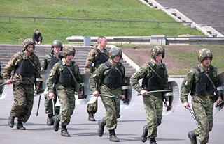 В Донецьк ввійшов спецпідрозділ внутрішніх військ