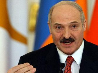 Олександр Лукашенко заборонив білорусам кланятися Росії
