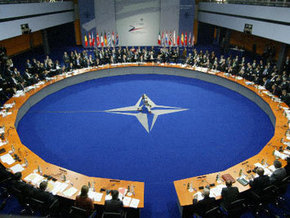 НАТО офіційно запросило Росію взяти участь у спільній операції проти сомалійських піратів