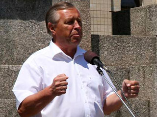 Голова Кіровоградської обласної держадміністрації оскаржив у суді Указ Президента про його звільнення