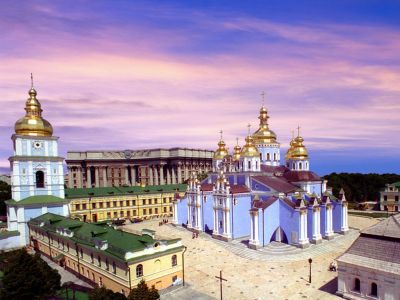 Інтелігенція закликає православних українців об’єднатися в єдину Помісну Церкву