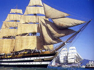 До Одеси прибув найвеличніший корабель світу 