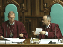 Конституційний суд став на бік президента Віктора Ющенка?