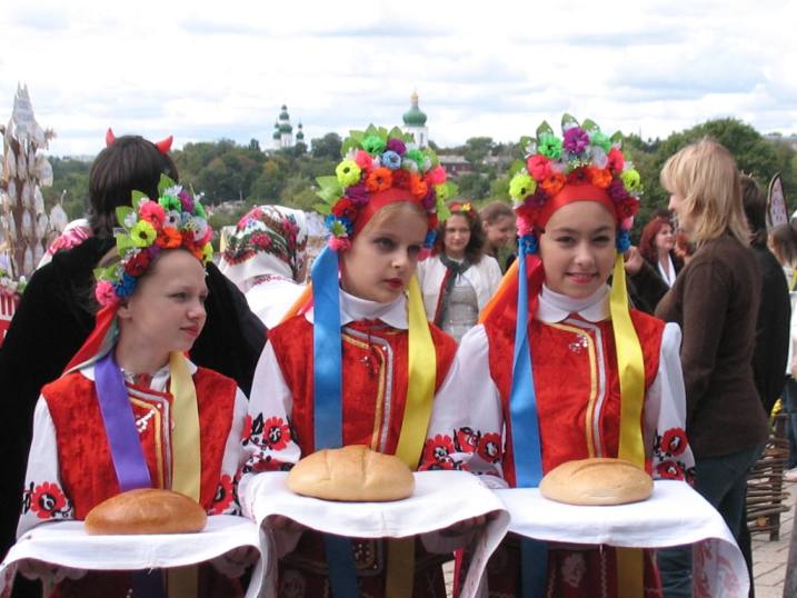 Чернігів святкує День міста на стародавньому Валу. Фоторепортаж