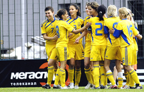 В Чернігові національна жіноча збірна України з футболу розгромила збірну Боснії-Герцеговини