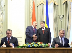 Чернігів підписав Угоду про співпрацю з Гомелем