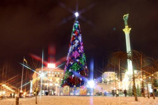 У Києві 35-метрову новорічну ялинку офіційно відкриють 19 грудня