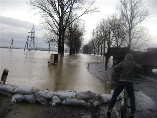 В Закарпатській області ліквідовуються наслідки повені